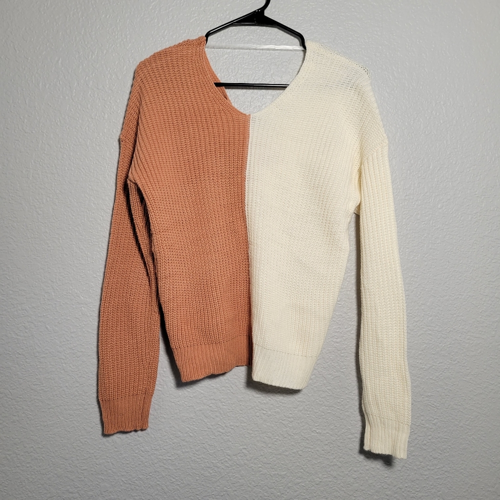 No Boundaries Orange/Pink/Coral and Cream Sweater - Size Medium